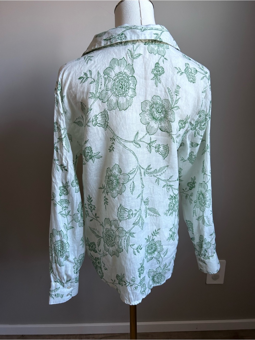 Joie White 100% Linen Button-Up Shirt with Green Floral Print summer beachy - Picture 2 of 8